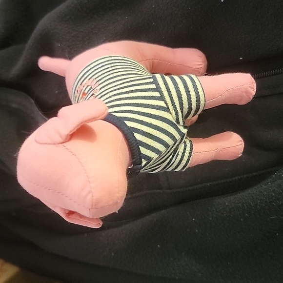 Pink (Victoria's Secret) Signature Dog - Picture 5 of 5